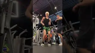 essa foi a primeira vez que eu tentei pegar essa coreo 🤣 quem q deixou essa garrafa ai