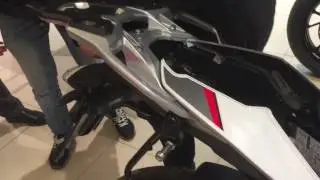Доступ к АКБ на S 1000 XR
