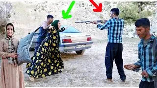 Agha Salar's deadly threat to Agha Keramat with a gun: to bring back his children