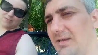 Решили погулять по парку!