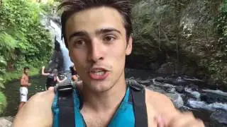 Отдохнуть на Бали. Серия #18. Нуса Дуа. Водопады Самбонган и Секумпул. Прыжки в воду со скалы