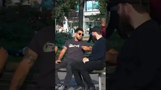 Willst du eine Klatsche? Prank