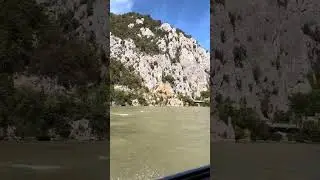cu șalupa pe Dunăre