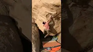 Short Climbers VS BIG Reach #shorts #bouldering #climbing #rockclimbing