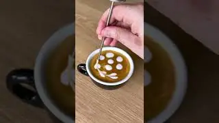 Coffee art: let’s make chasing hearts 
