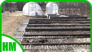 6 апреля. Работаем на участке. Рассада хорошеет, растёт и развивается. Теплица делает своё дело.