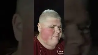 Снег съел парня (@Konhuwer)