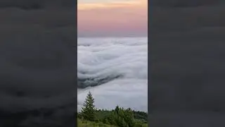 A nice evening on the mountain with mesmerizing fog 
