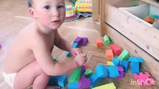 Строим башню и учим цвета на английском