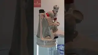 Штоф в виде вратаря сборной Советского Союза по хоккею. СССР, Гжель, 1980 - 1990 г #shorts #аукцион