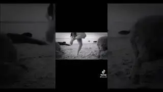 Тик ток😀Собой у него есть удочка и собака