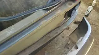 Устранение запаха выхлопных газов в салоне.