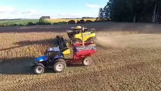 New Holland CR 8.90 - TM 7040
