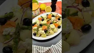 ENSALADA VERANIEGA DE PATATAS Y SALMÓN!!! Súper rica y fácil😋👌#youtubeshorts #shorts