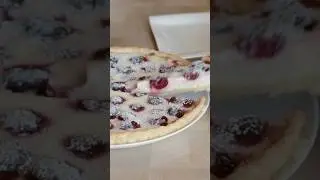 Каждое ЛЕТО Готовлю Этот Слоёный Пирог с Черешней и не надоедает!