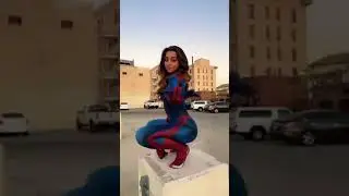 🤣 Pretty sure that's not spider gwen