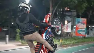SUPERMOTO WHEELIE DJ TIE ME DOWN BY HUDA FVNKY X CARO FVNKY