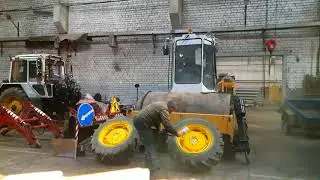 Мтз 82п .Покраска переднего моста. Крылья. Колёса. Обзор.