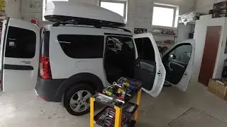 Шумоизоляция крыши Lada Largus в максимальном варианте.