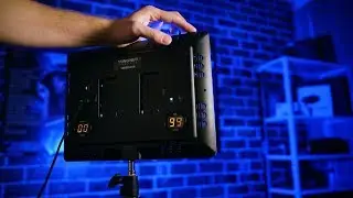 Barevný LED PANEL YN-600 RGB pro barevná videa