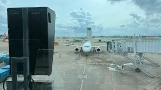 PHILIPPINE AIRLINES A321 at TAN SON NHAT AIRPORT