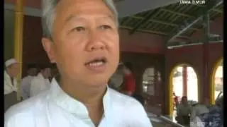 Puluhan Umat Muslin Cina Sholat Gaib