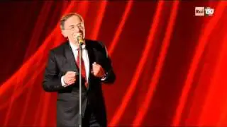 Roberto Vecchioni - O' Surdato 'Nnammurato - Sanremo 2011