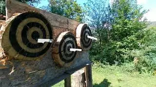 Knife throwing. Short and heavy bowie, 29cm x 390g