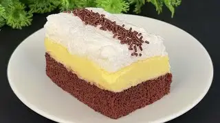 Royal Cake with Vanilla Cream and Meringue