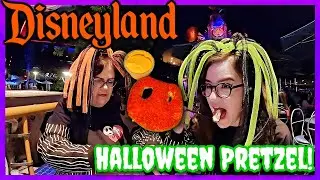 Eating Disneyland's Halloween Supernova Pretzel! - VLOGTOBER 2024: DAY 29