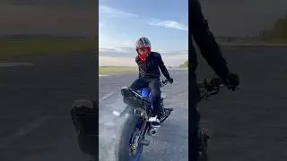 Switchback burnout acceleration✌️🌝 🏍️ 💨