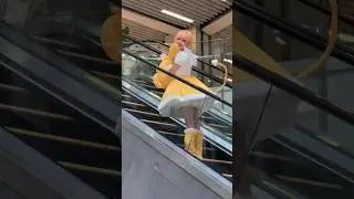 Sweet Cosplay Girl!