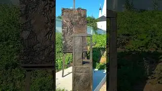Впечатляющие памятники, словно стихи, уносят в мир фантазии 