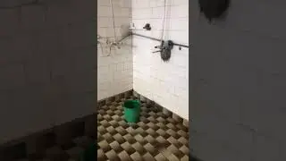 СПОРТНА ЗАЛА ТЪНЕ В РАЗРУХА!