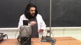 Demo 12304: Nonconservative Electric Field