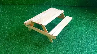 como fazer uma mesa de picnic com palito de picolé