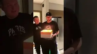 ждите завтра будет разбор альбома PEEKABOO