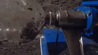маслопресс пшу- 4 маслячок.в работе/ oil press