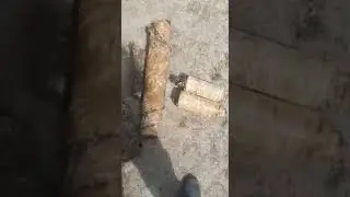 Тері қайыс дайын турі қолдан иленген.  Сыромятка крс
