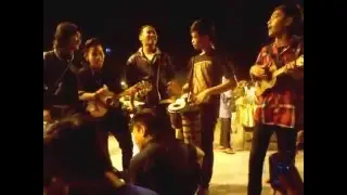 pengamen taman bungkul surabaya