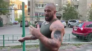 Тренировка с резиной на улице
