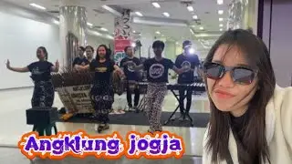 KESERUAN UUNK COMEDY JALAN JALAN DI JOGJA