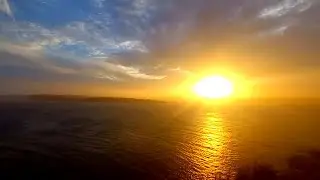 Mesmerising Cloudy Sunset Over Sydney 🌅 | Relaxation with Ocean View and Waves Sounds