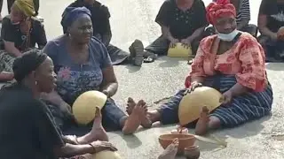 Affaire Ousmane sonko :les femmes de la Casamance menacent encore Adji sarr