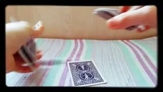 Как научится крутить карту на пальце. +в конце фокус. Очень, очень крутой.