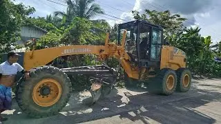 Highway travel ng grader. Equipment & Operator Channel