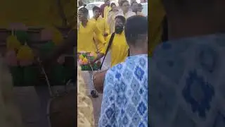 Kajra Mohabbat wala on dhol in indian wedding