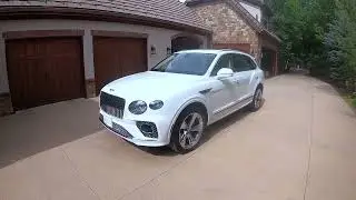 2023 Bentley Bentayga EWB