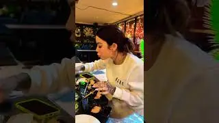 La comida que falta en el mundo se la comio ella 😂 #couplegoals