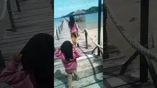 PENGINAPAN DI PINGGIR PANTAI #@tambe1204 #padang